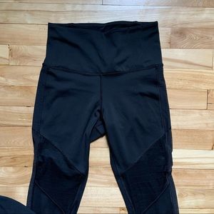 ✨Reebok Mesh High Waisted Leggings✨